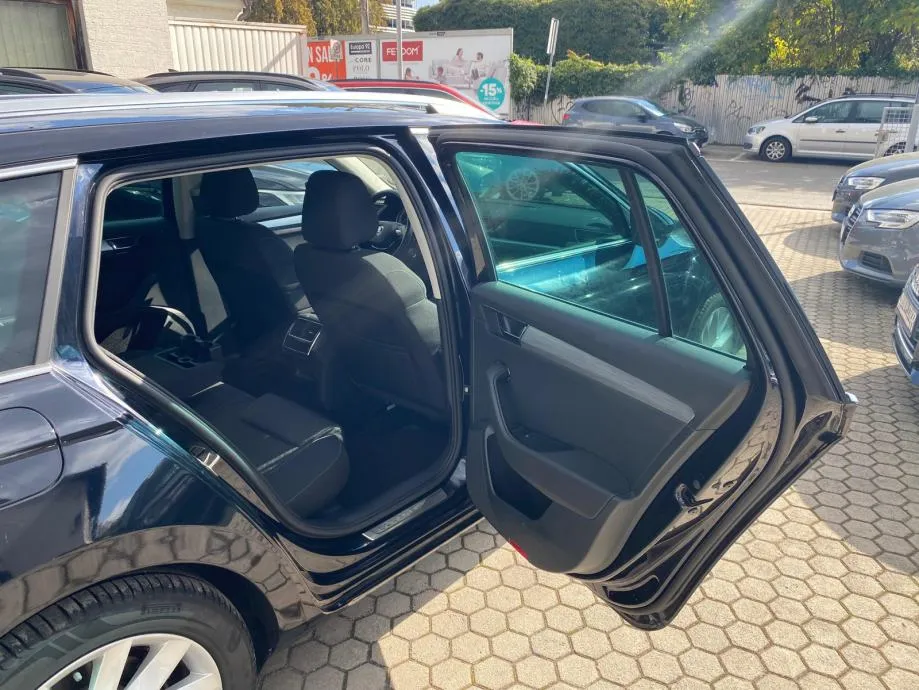 škoda superb combi 1,4 tsi plug-in hybrid executive dsg 4xgarancije - slika 21