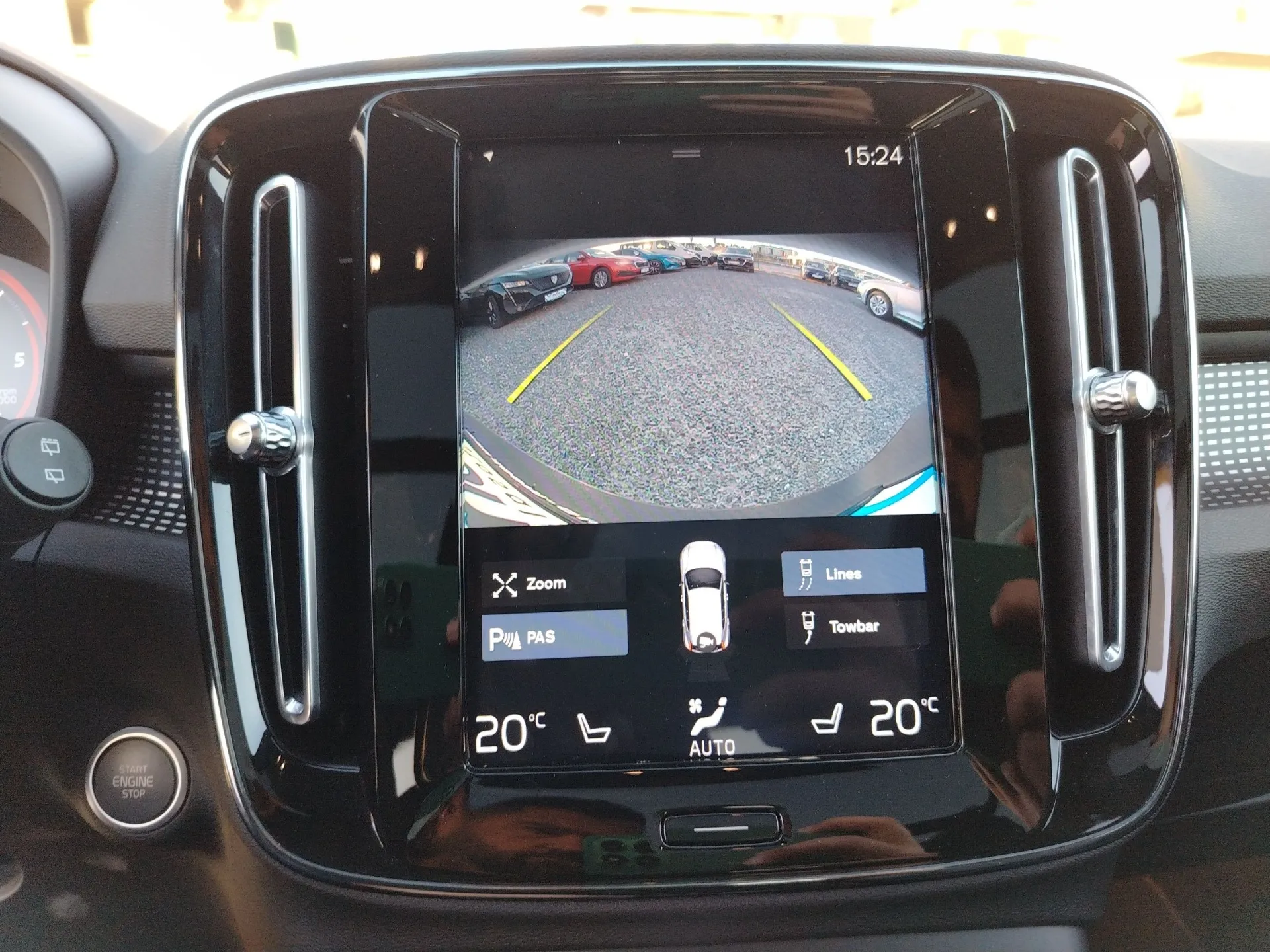 volvo xc40 d3 - slika 15
