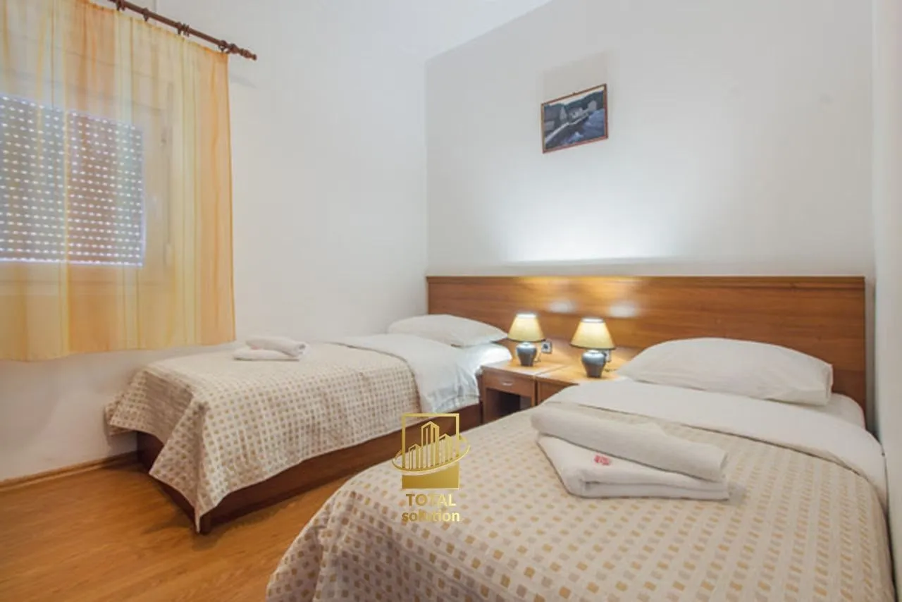 otok murter, uz more- 1. red- uhodani hotel sa tri zvjezdice 850 m2!!! - slika 21