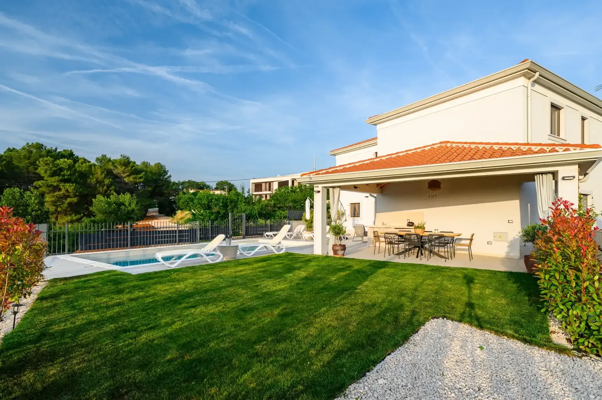 kuća za odmor luxury villa sofia with pool - slika 6