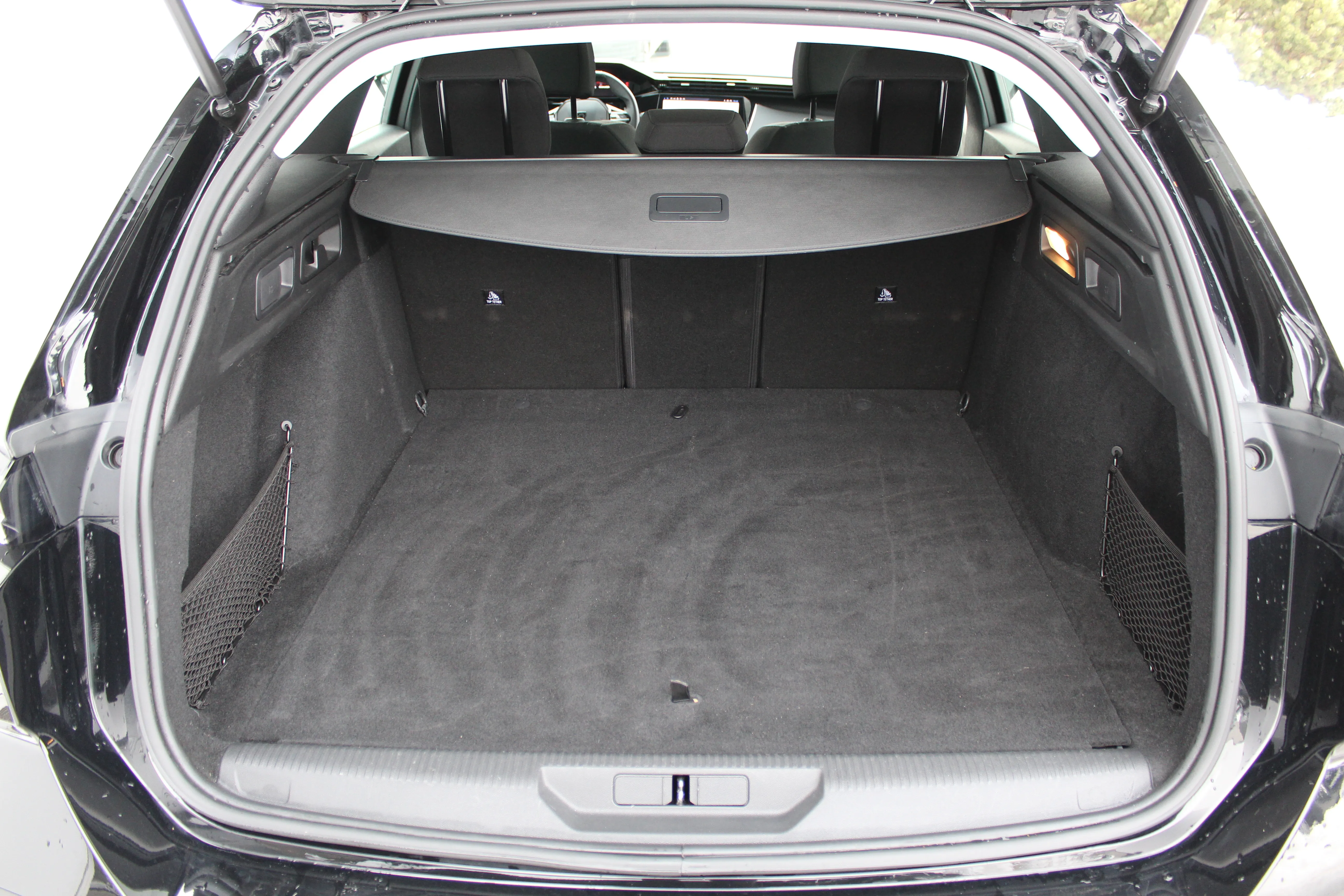 13058 peugeot 308 sw 1,2 puretech 110 s&s active - slika 15