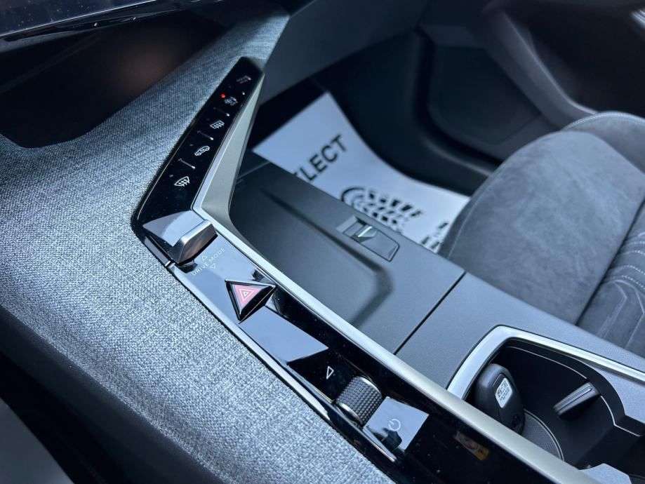 peugeot 3008 gt hybrid 145 e-dcs6 - demo vozilo - slika 15