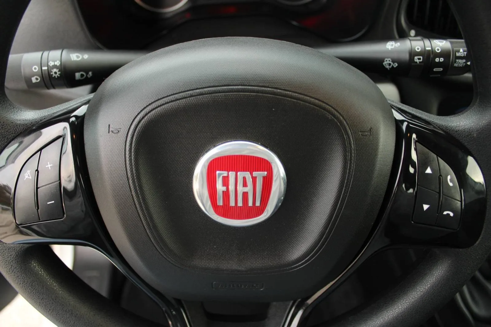 fiat doblo 1.6 mjt n1 - 5 sjedala, 2021 god. - slika 13
