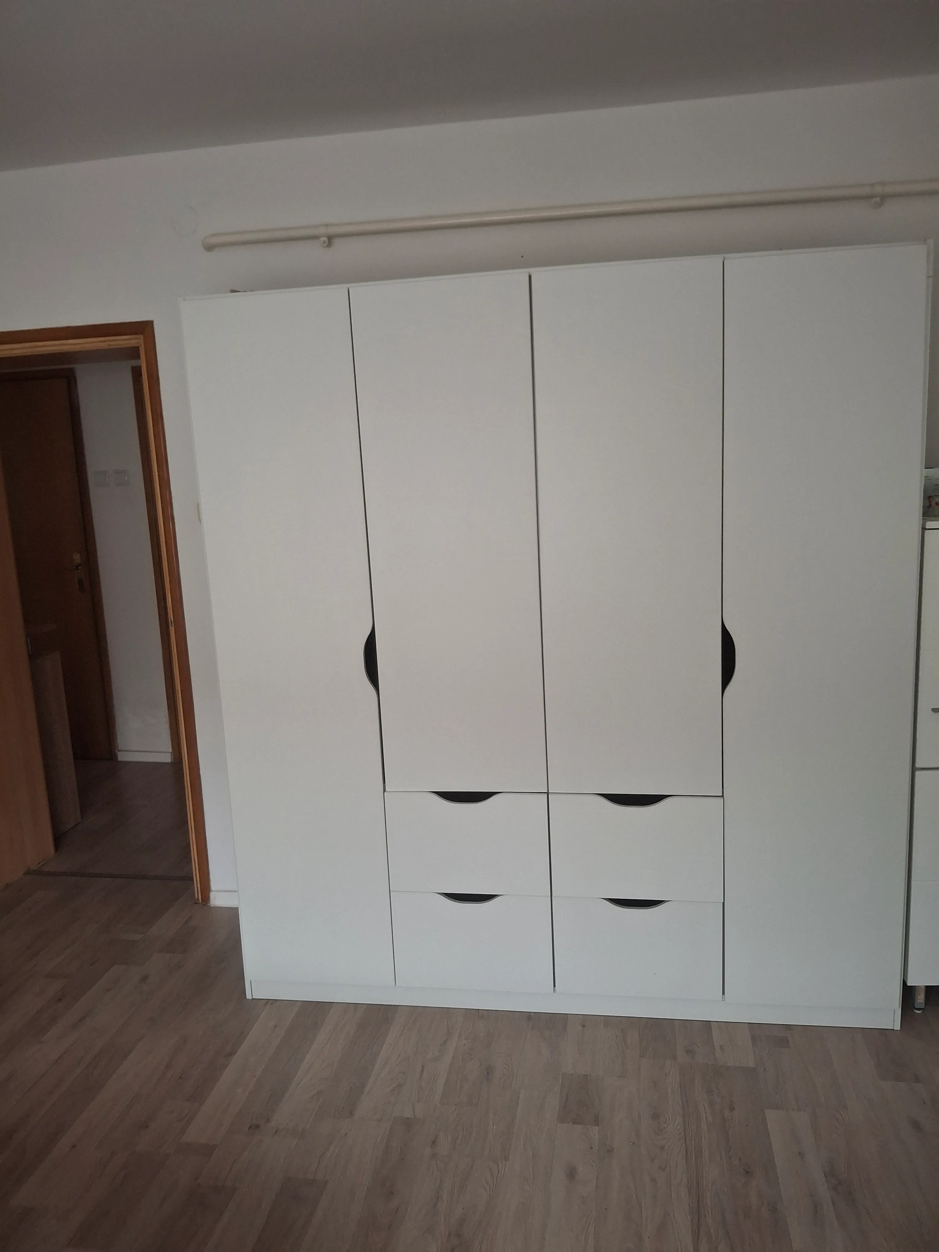 krevet i ormar - slika 2