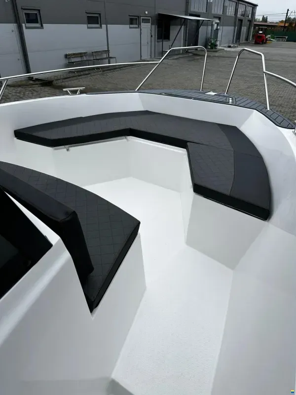 marion 722 pilothouse - slika 14