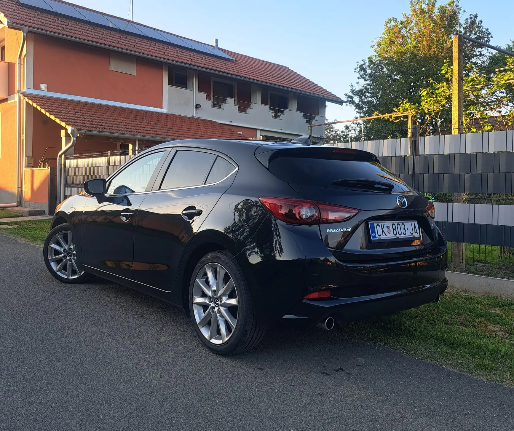prodaje se mazda 3 revolution top - slika 3