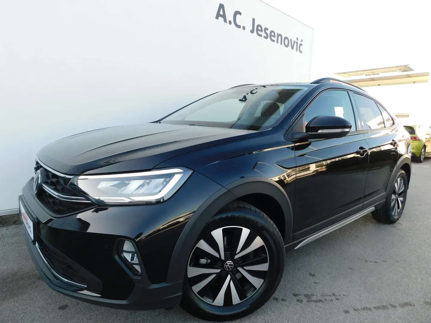 10896 volkswagen taigo 1.0 tsi life - slika 7