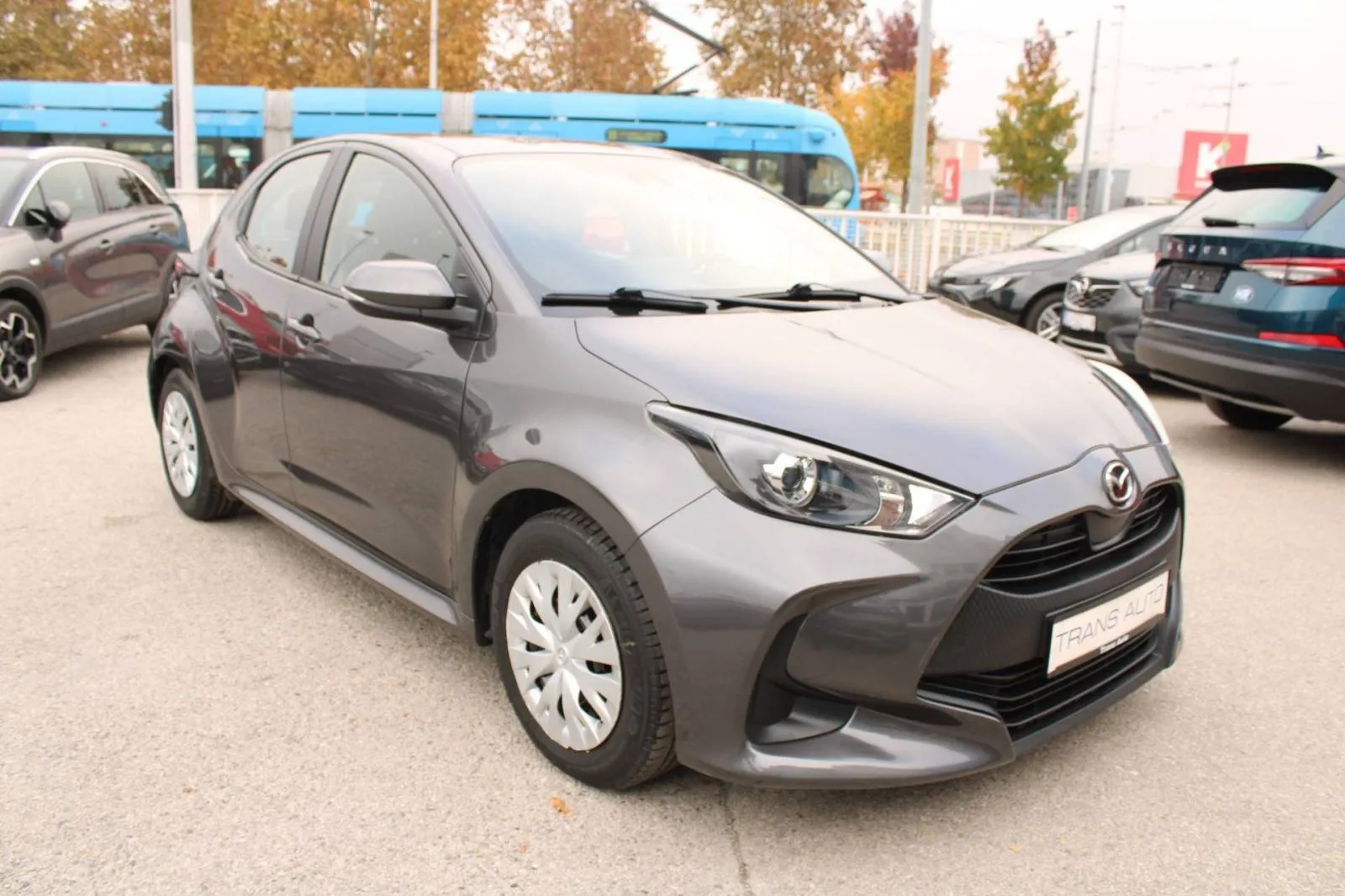 mazda 2 1.5 hybrid automatik - slika 3