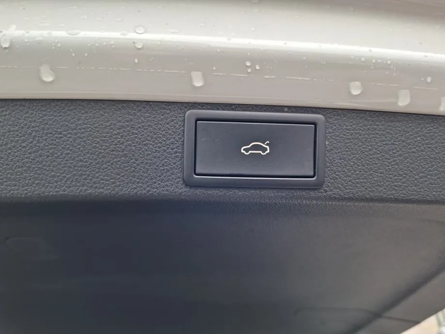 škoda octavia combi 2,0 tdi style - slika 16