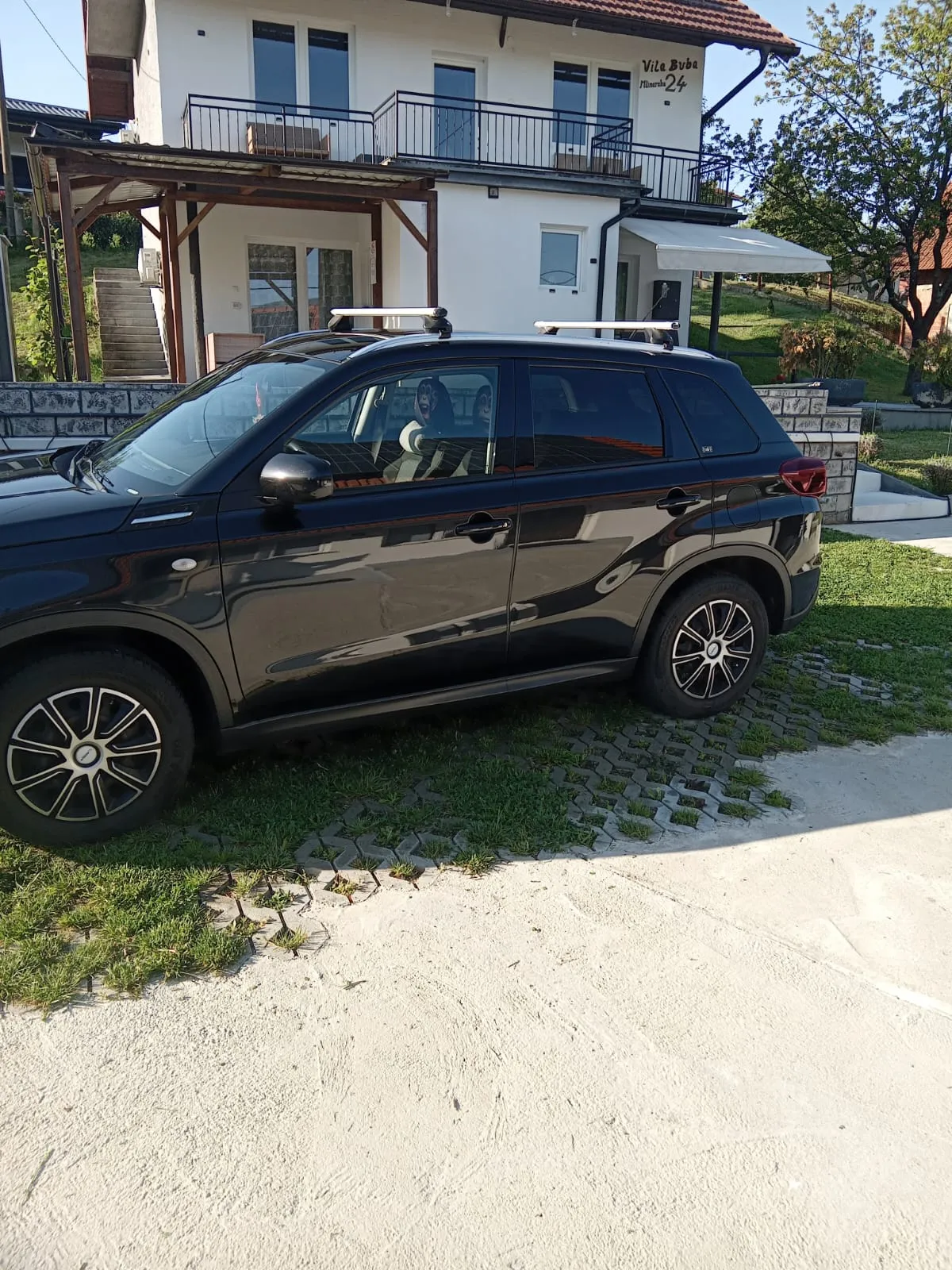 suzuki vitara 1.4 hybrid - slika 4
