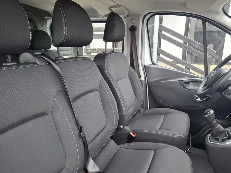 renault trafic 2.0 dci*130ks*klima*navigacija*tempomat* - slika 16