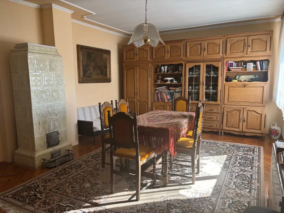 kuća: darda, centar, samostojeća katnica, 200.00 m2 - slika 11