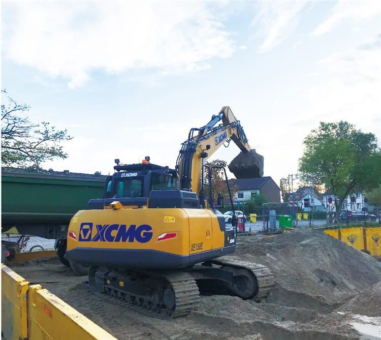 NOVI BAGER GUSJENIČAR XCMG 15 t - Bestovje, Sveta Nedelja
