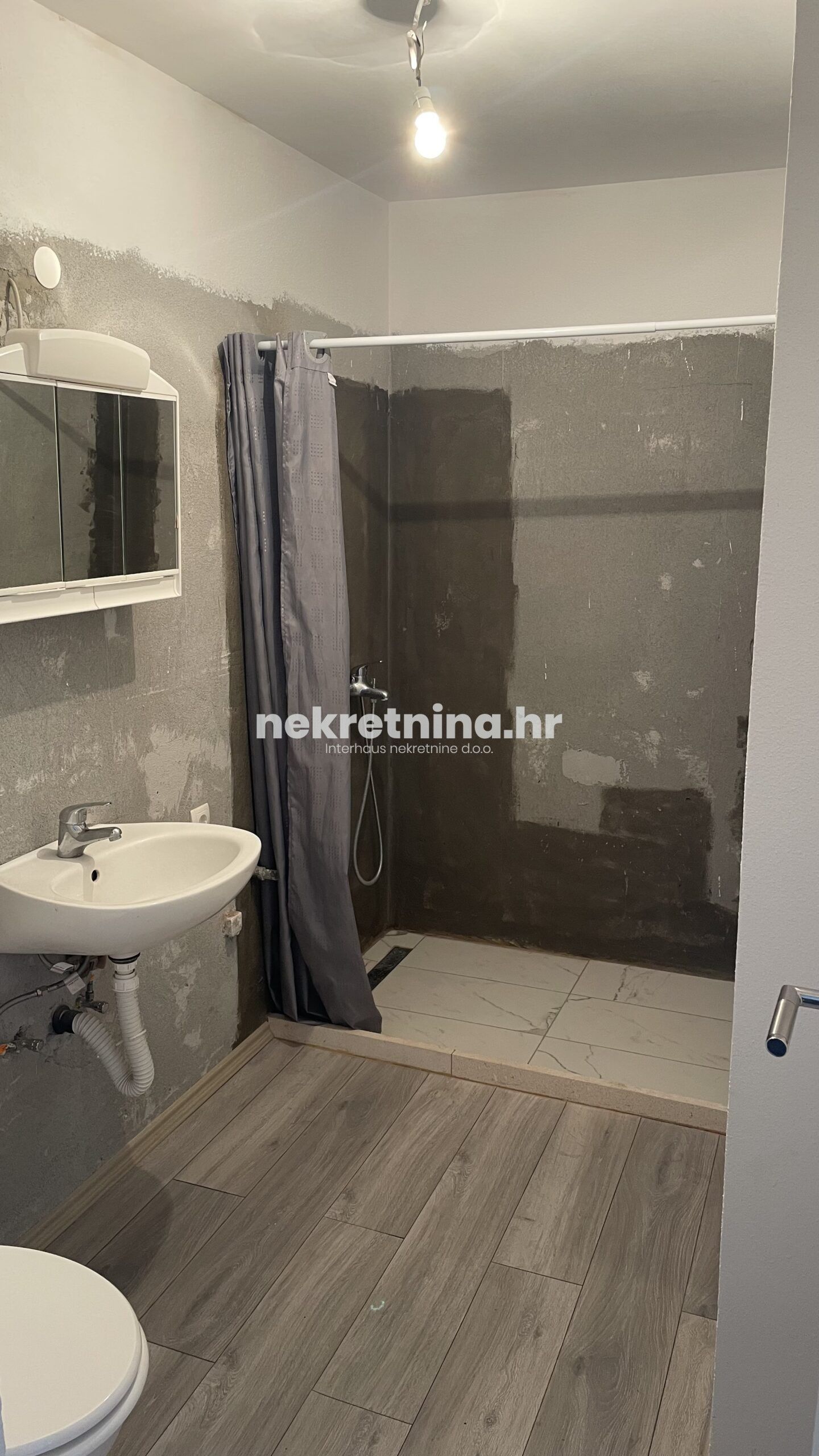 prodaja - dvoetažni stan - lumbarda - korčula - 127,90m2 - slika 15