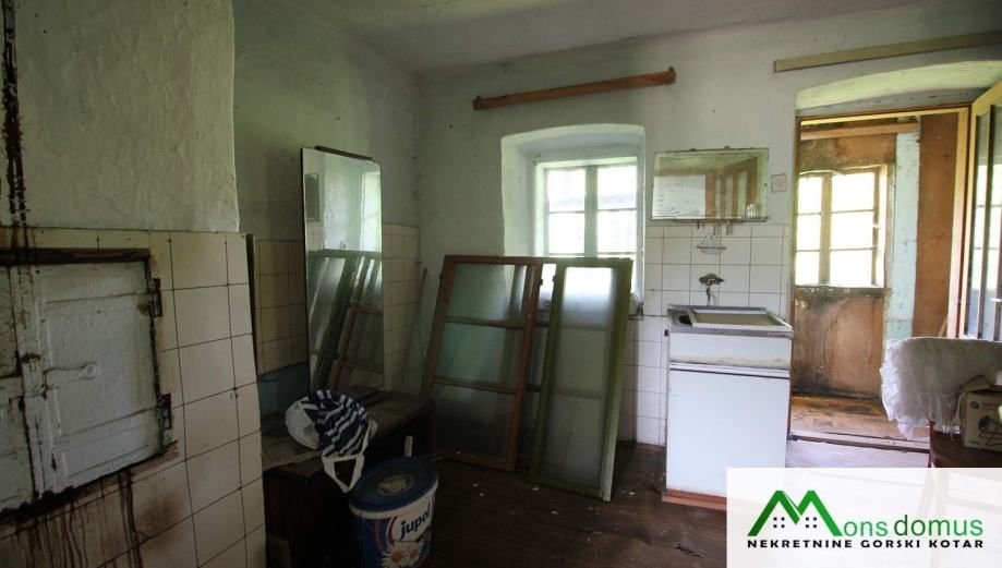 kamena kuća za adaptaciju (prodaja) - slika 10