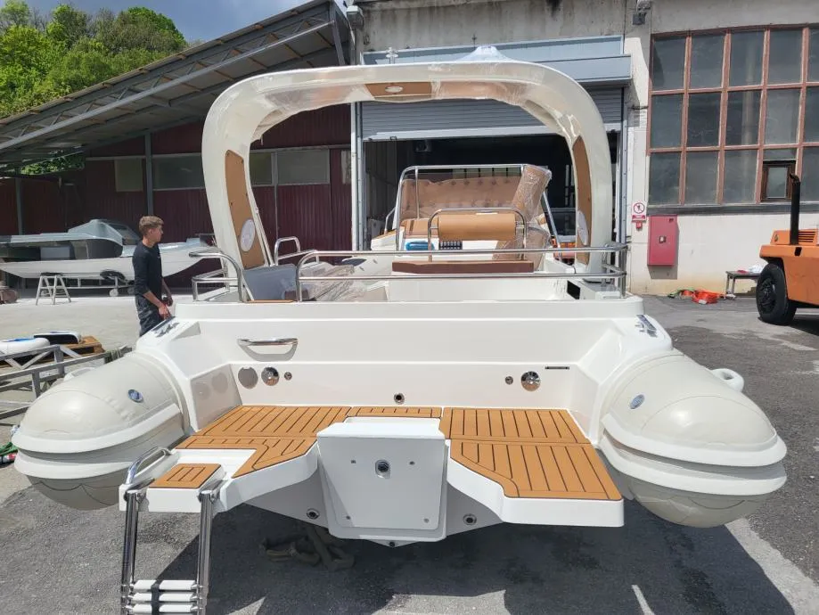 shark 23 novo model 2026 akcija - slika 3