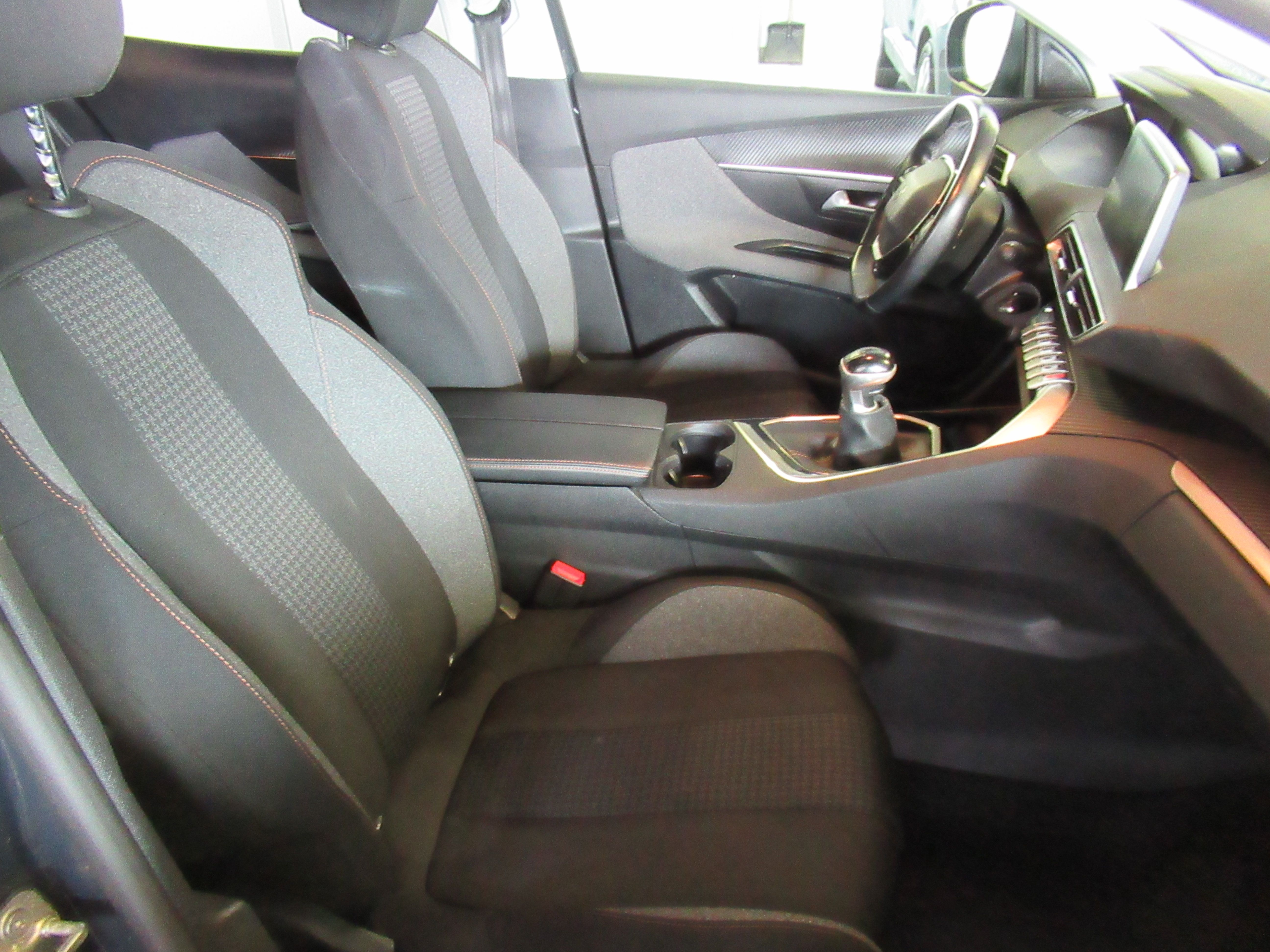 peugeot 3008 hdi 130 active. navigacija - slika 8