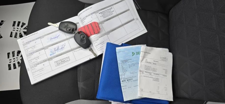 dacia sandero tce - 110.000km - navi - klima - reg 1 god !!! - slika 19