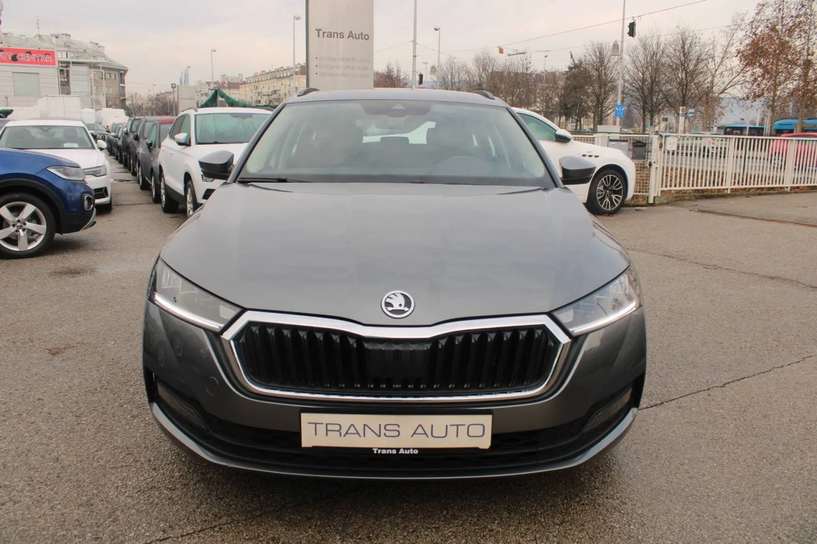 škoda octavia combi 2.0 tdi dsg *led, navigacija* - slika 2