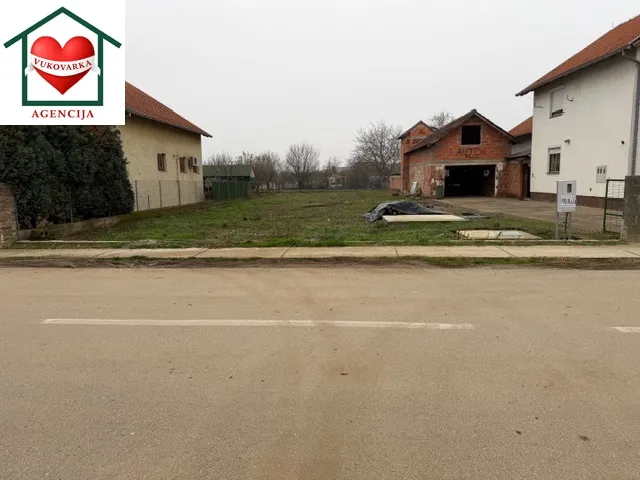 vukovar čakovečka 167, građe. zem. 616 m2, ima struju i vodu - slika 3
