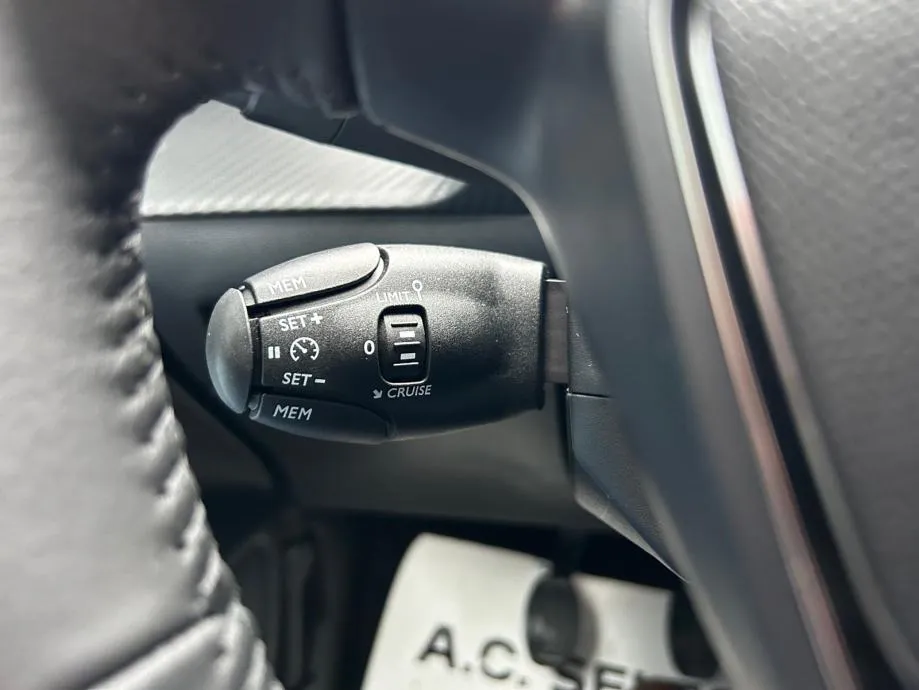 peugeot 208 business 100 - novo - do 8 god jamstva* - rata 192€ - slika 20