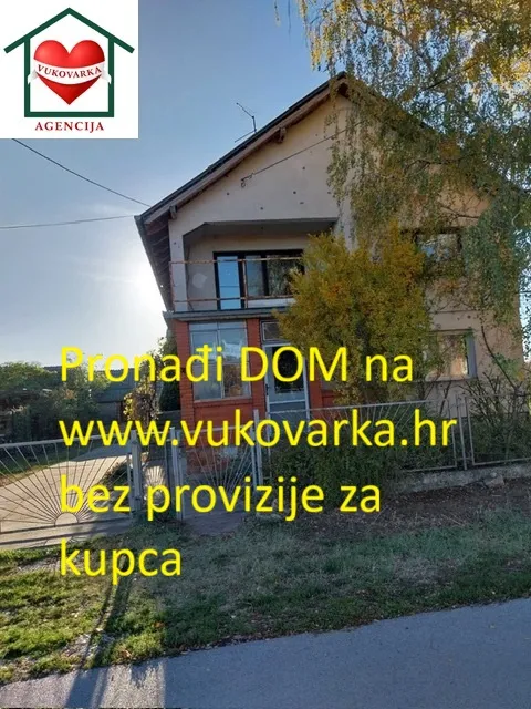 65. Vukovar, Sotin V. Nazora 58, kuća s 2 stana 308 m2, 3 garaže 61m2 - Sotin, Vukovar