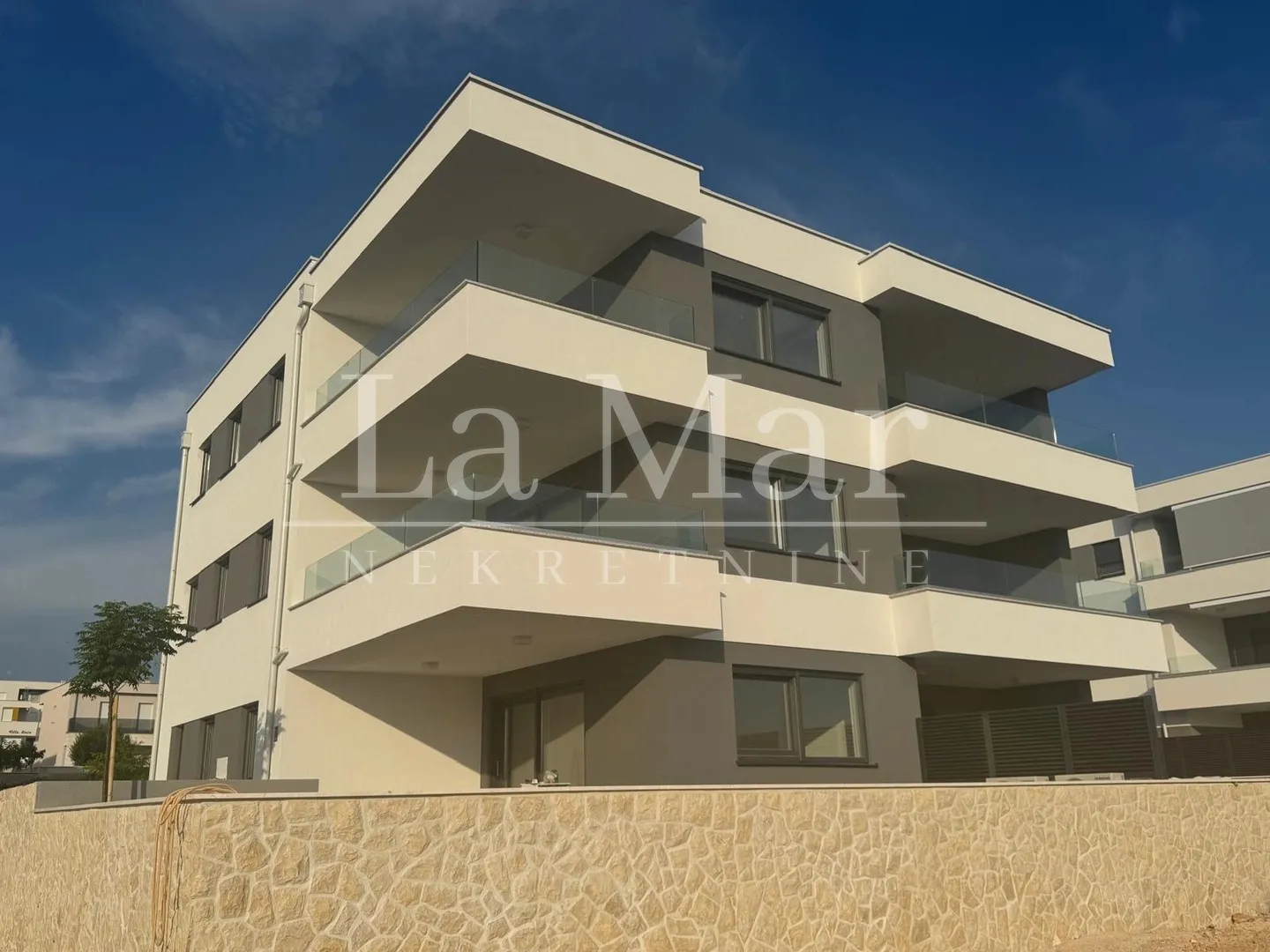 novalja- babe- ii kat- ap 3- 84,32 m2- 295.000 € - slika 6