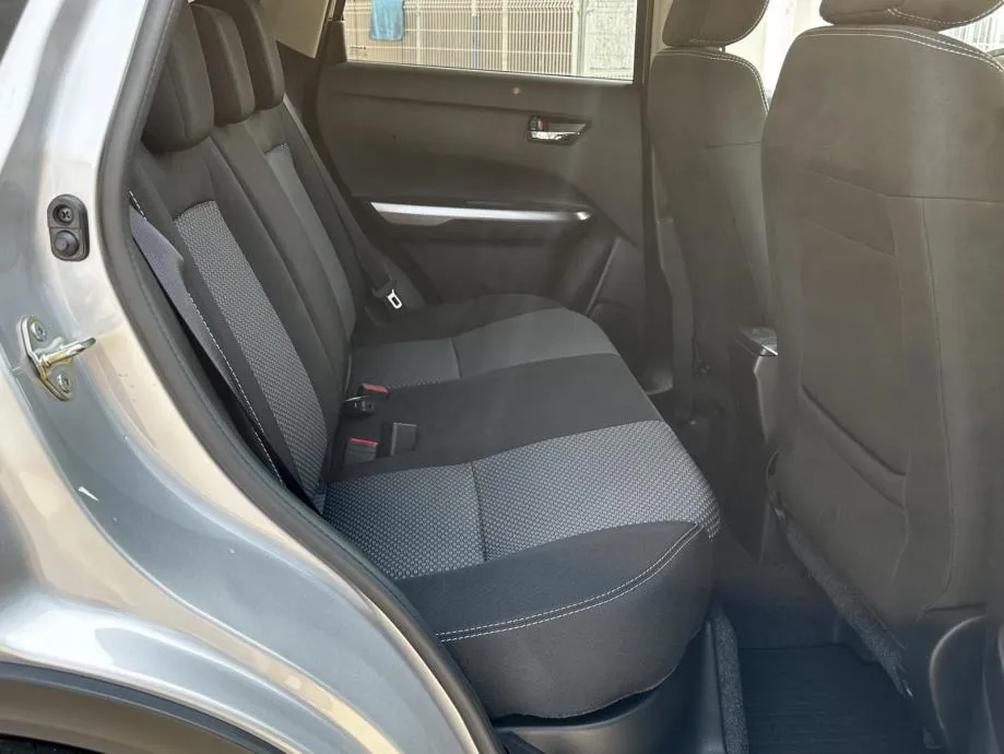 suzuki vitara 1.4 hybrid gl+ 2wd - facelift model !!! - slika 13