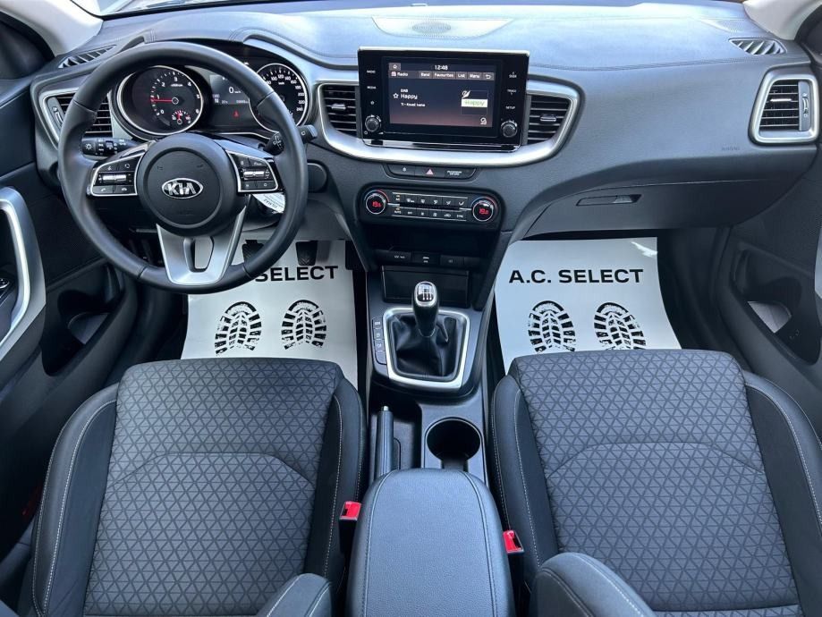 kia ceed 1.6 crdi - 2021 - 39.000km - 1. vlasnik - reg 1 god ! - slika 12