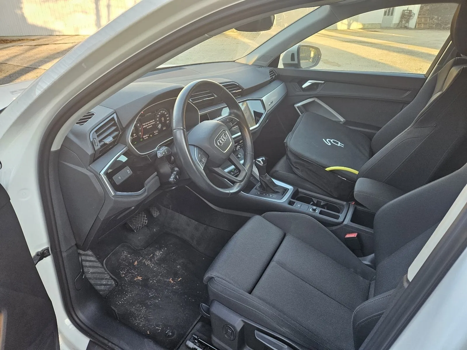 audi q3 e-tron 45 tfsi•110kw•pluginhybrid•leasing• - slika 10