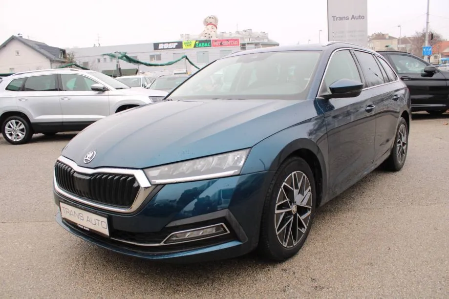 Škoda Octavia Combi 2.0 TDi *PANORAMA, LED, NAVIGACIJA, KAMERA* - Zagreb