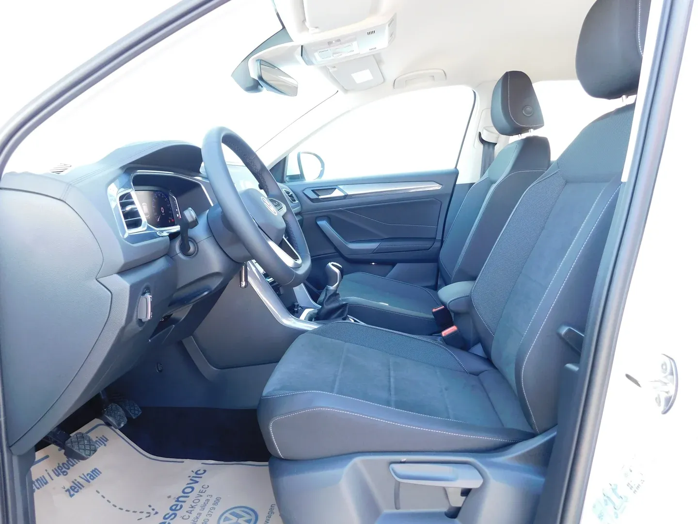 08581 volkswagen t-roc 2.0 tdi style - slika 8