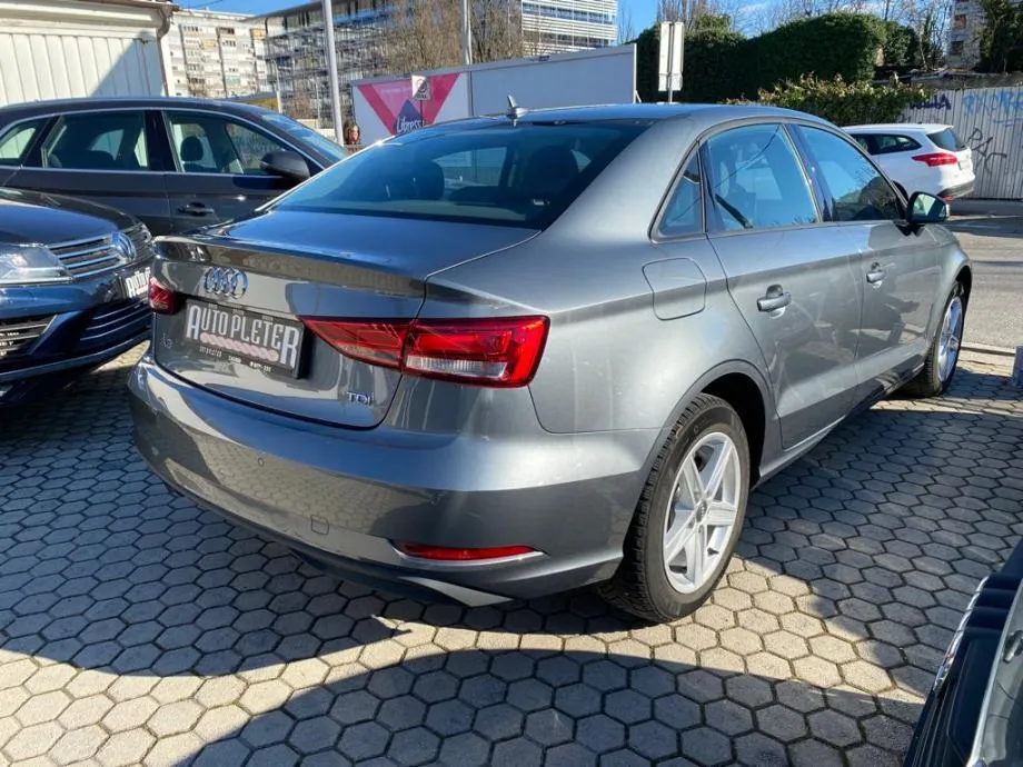 audi a3 1,6 tdi s-tronic, navi, drive select, 1. vlasnik, 4xgarancija! - slika 4