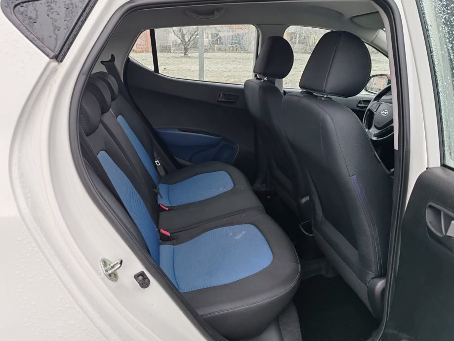 hyundai i10 1,0 2015 god,55000 km,klima,kartice - slika 10