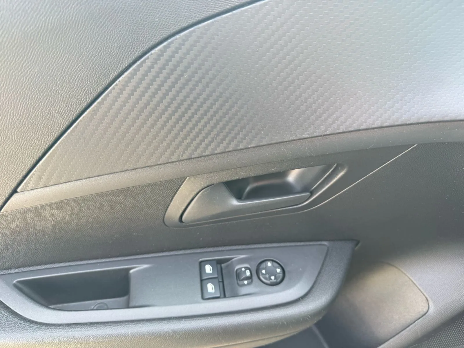 peugeot 208 1,2 puretech, navi, tempomat, 4x garancija!!! - slika 10