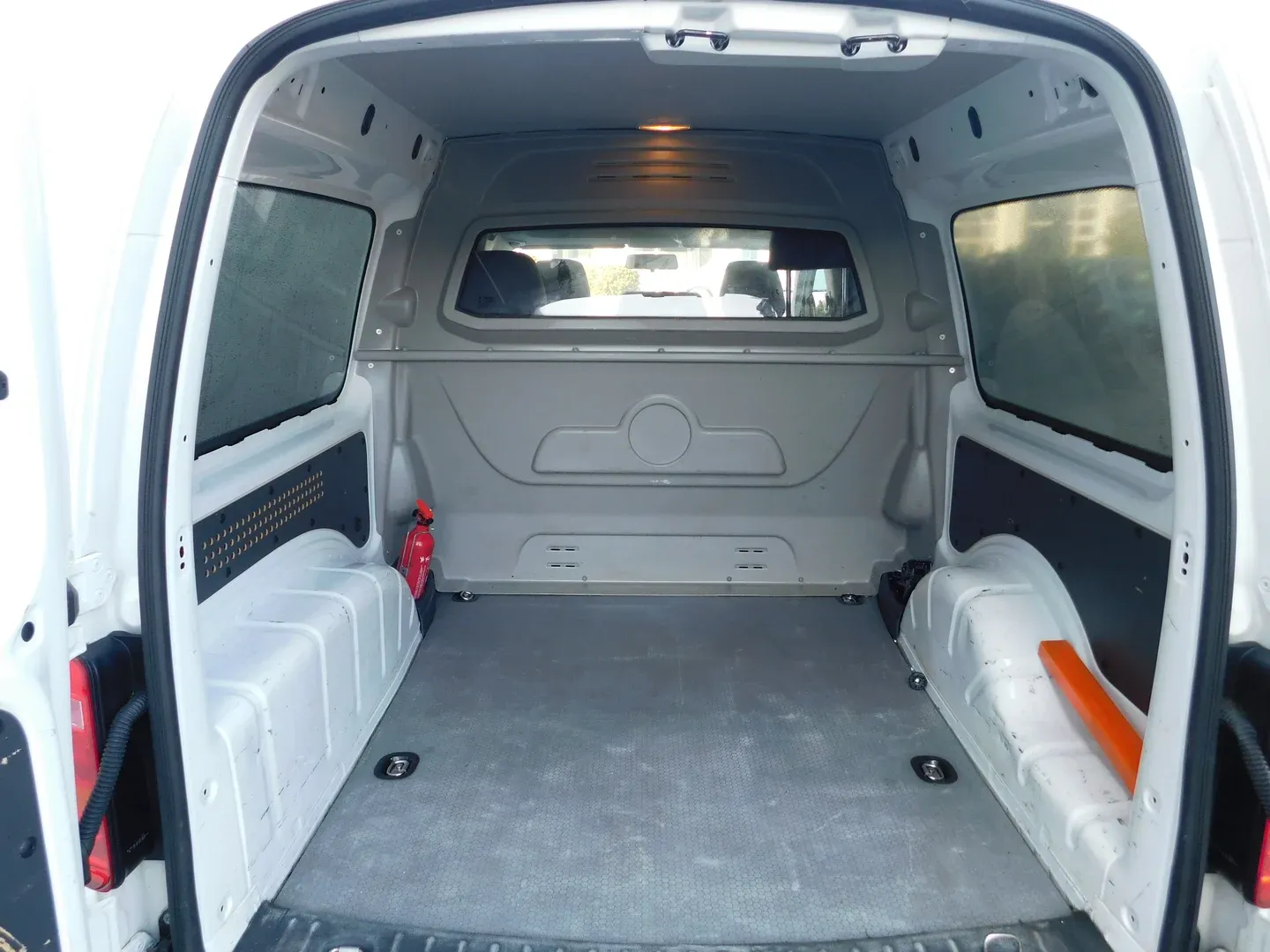 11859 vw caddy kombi maxi van 2.0 tdi - slika 12