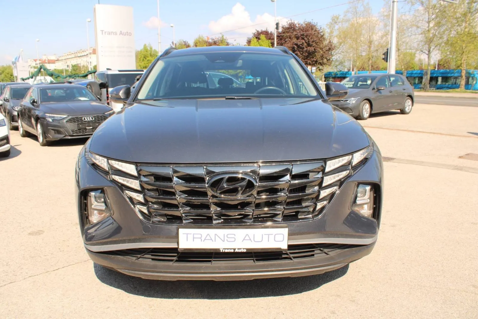 hyundai tucson 1.6 crdi automatik *led, navigacija, kamera* - slika 4