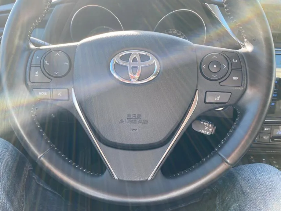 toyota auris touring 1,8 hybrid, navi, tempomat, 4x garancija!!! - slika 13