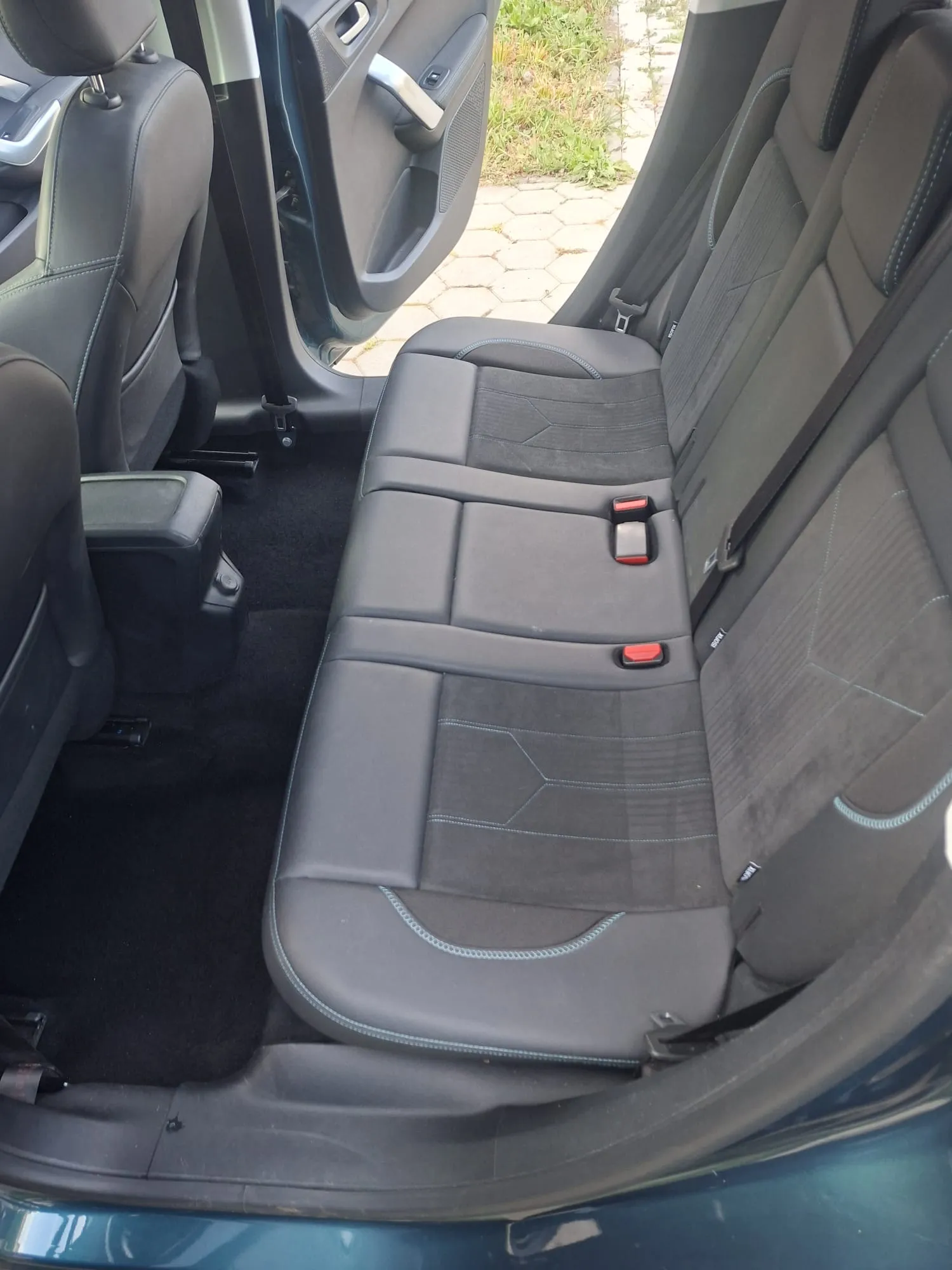 prodajem peugeot 2008 bluehdi - slika 9