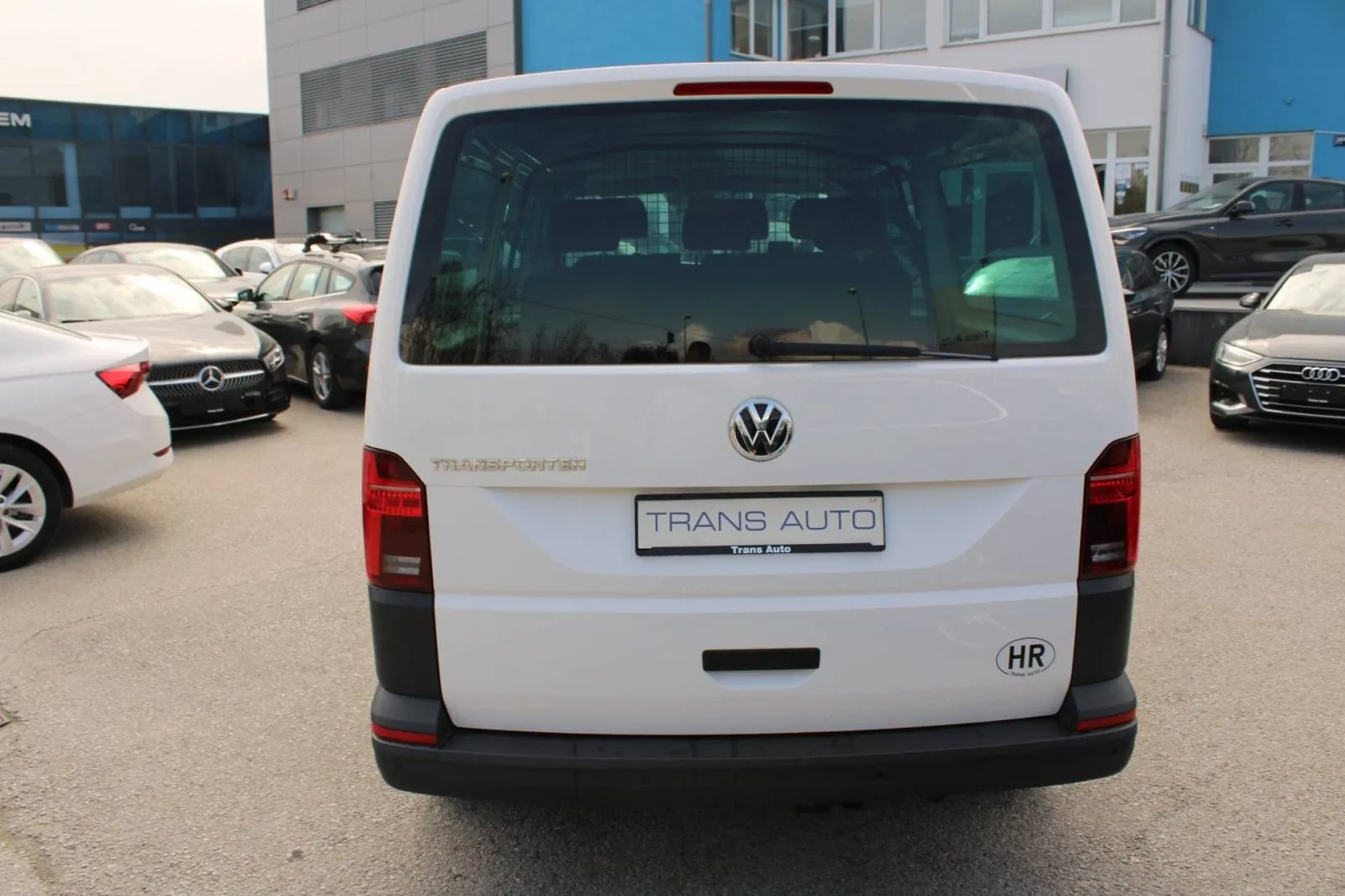 vw transporter 2.0 tdi 150ks n1 - 6 sjedala, 2022 god. - slika 13