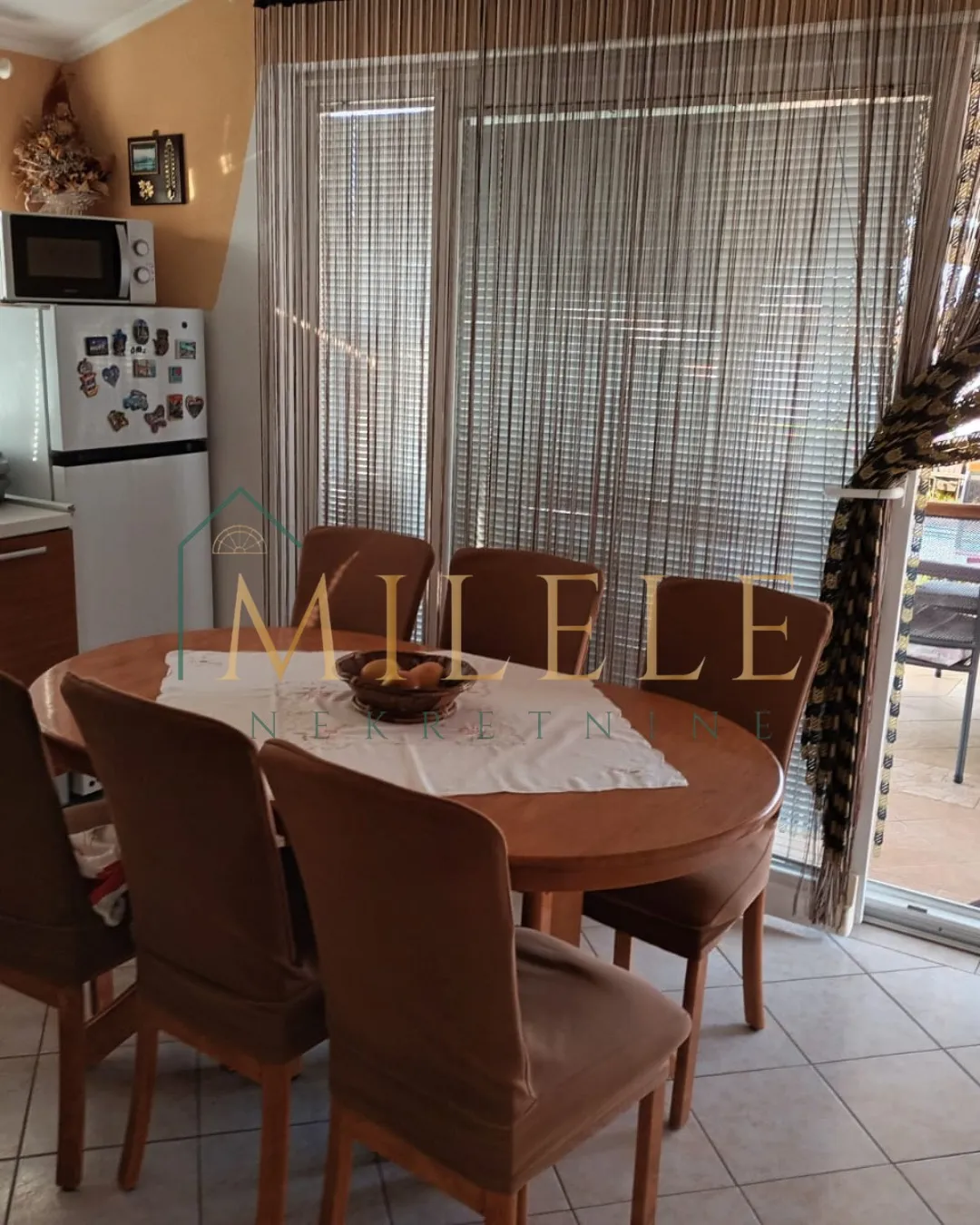 vodice kuća sa 5 apartmana - slika 29