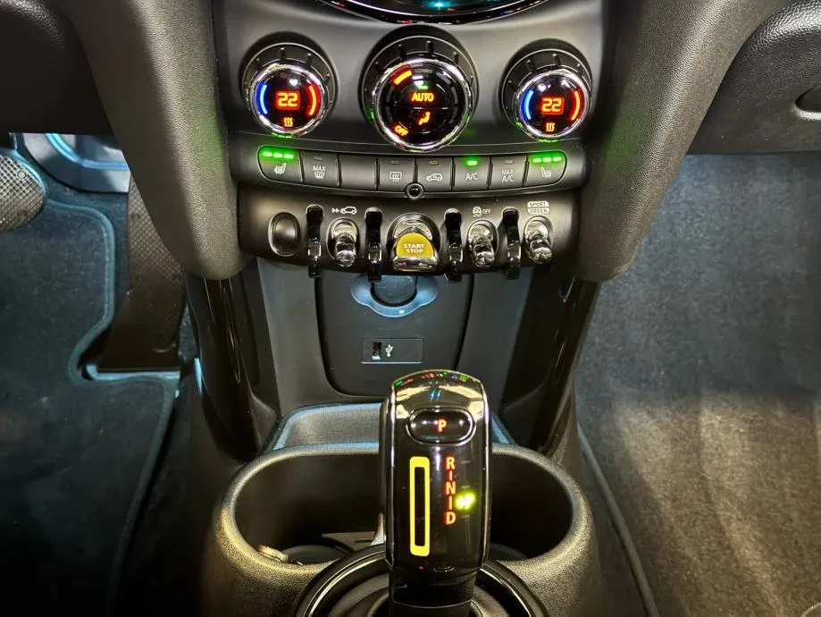mini cooper se automatik - slika 11