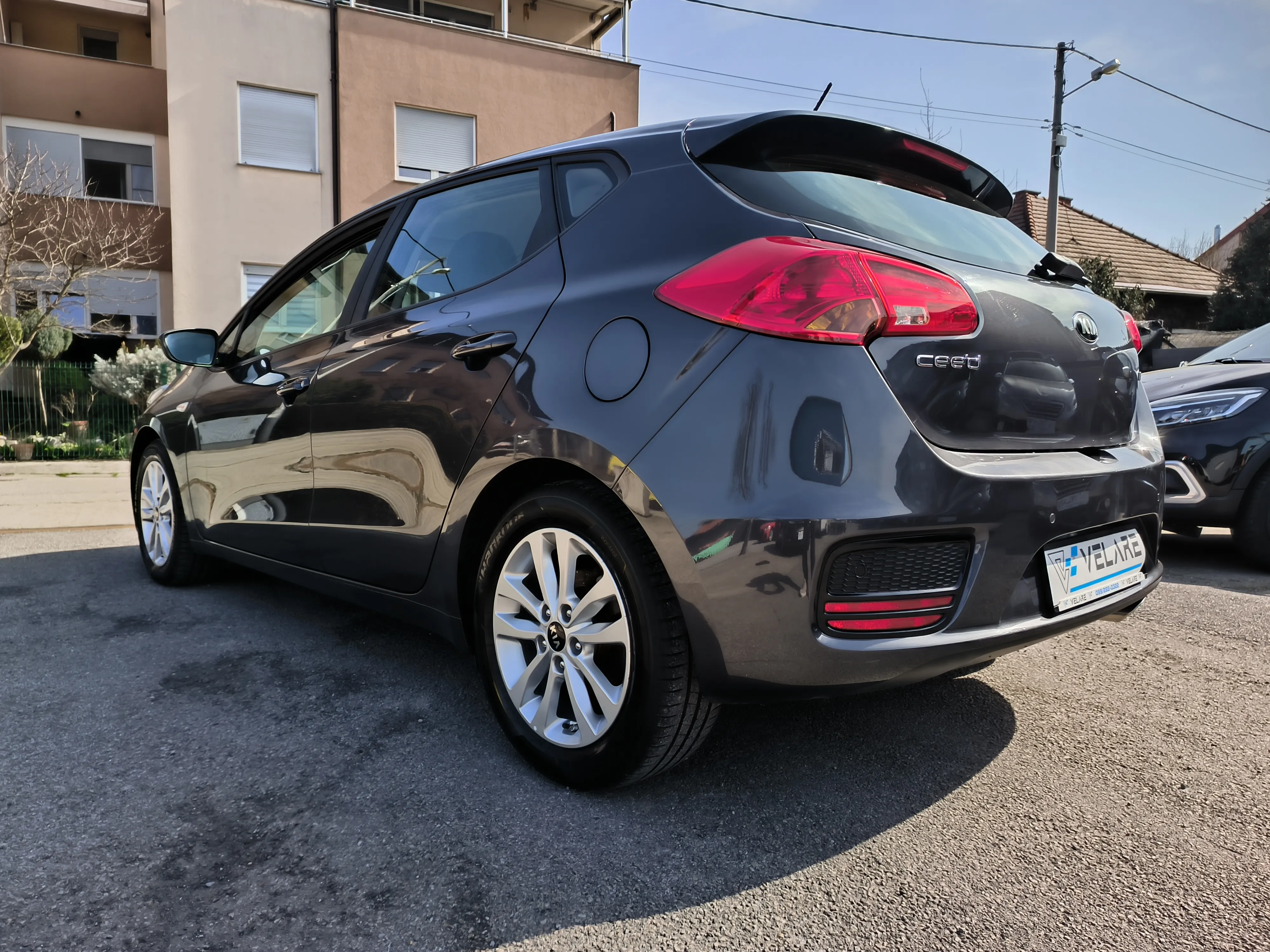kia ceed 1,6 crdi 136 ks, edition, servisna, jamstvo, reg. 1 godinu - slika 6