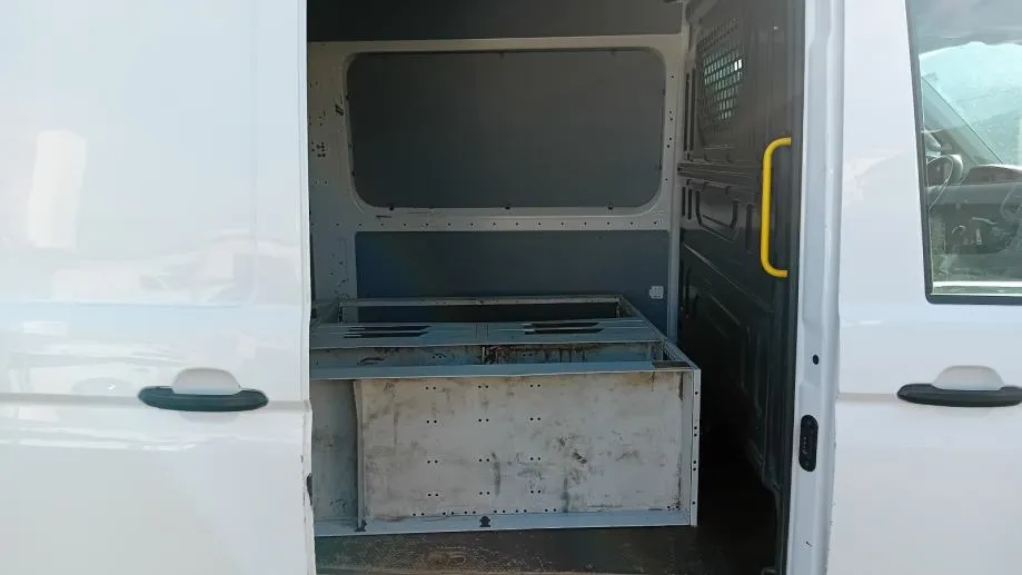 vw crafter35 2.0tdi 130kw l1h2 ,do 2 godine jamstva,u sustavu pdv-a. - slika 7