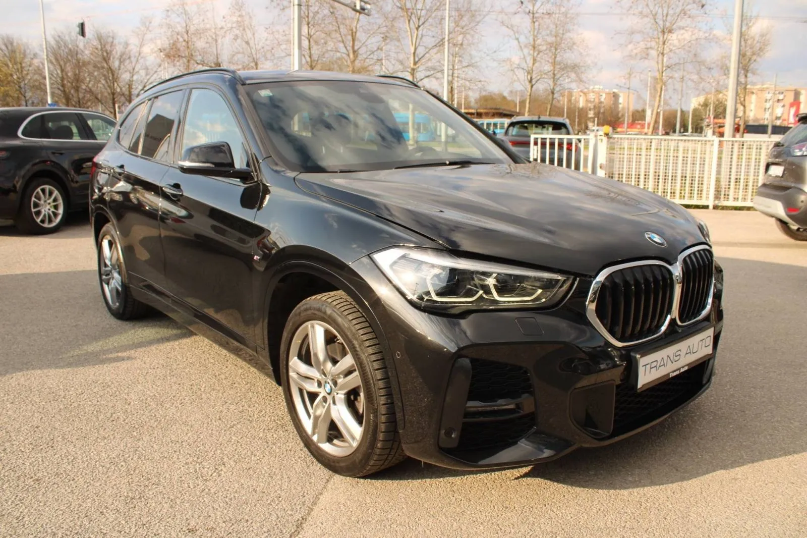 bmw x1 18d automatik ///m paket *led,navigacija,kamera* - slika 3