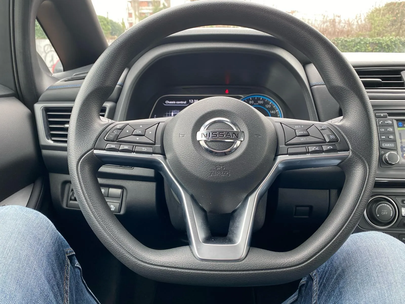 nissan leaf 40 kwh automatik, navi, kamera, 4x garancija!!! - slika 7