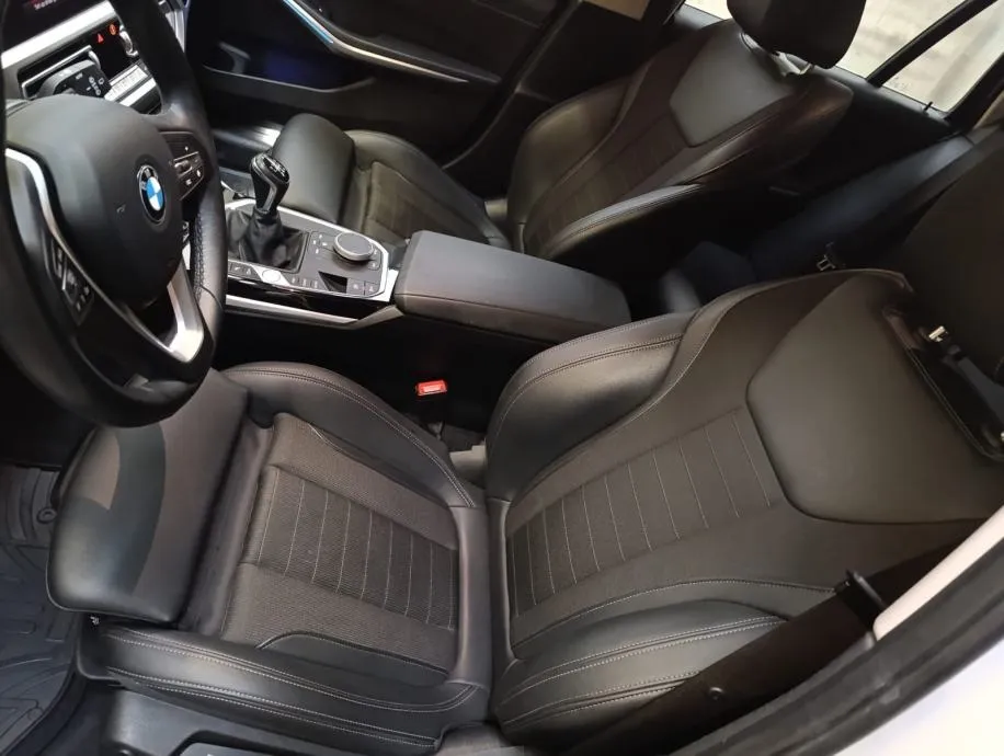 bmw serija 3 touring 318d - slika 12