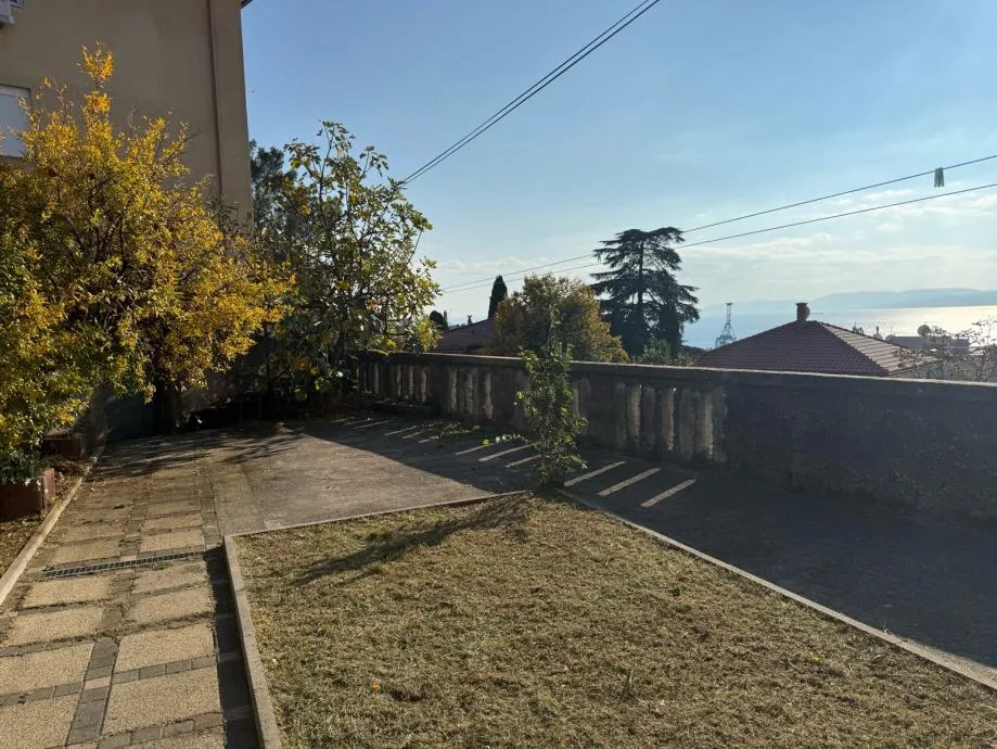 rijeka, bulevard– stan 1s+db s korištenjem ograđene okućnice (prodaja) - slika 11