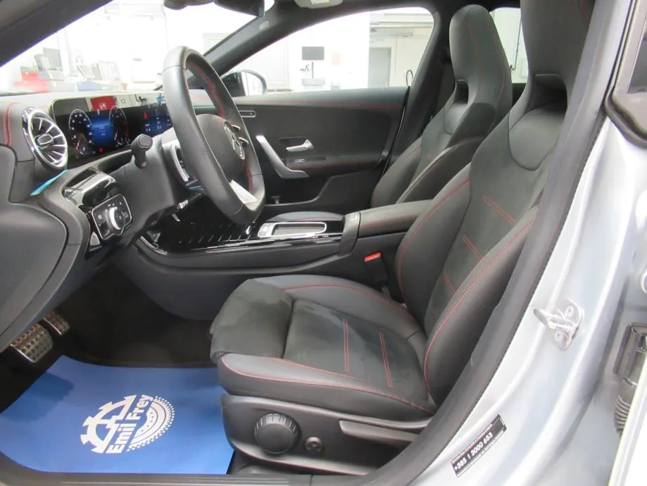 mercedes-benz cla 200 d amg/pano/night/keyless/multibeam led/19'' - slika 17