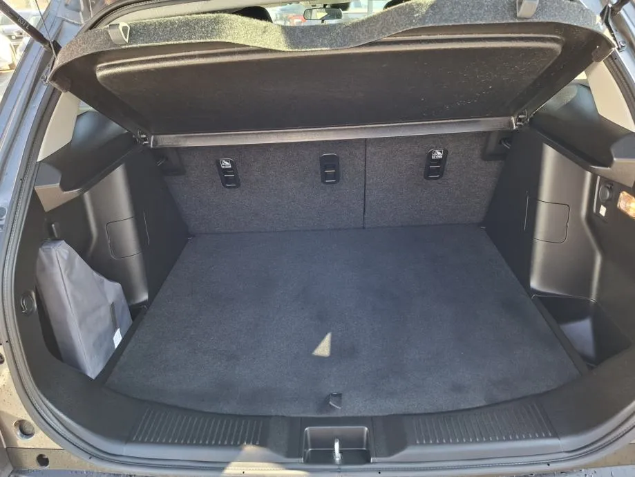 suzuki sx4 s-cross 1,4 gl+ 4x4 - slika 17